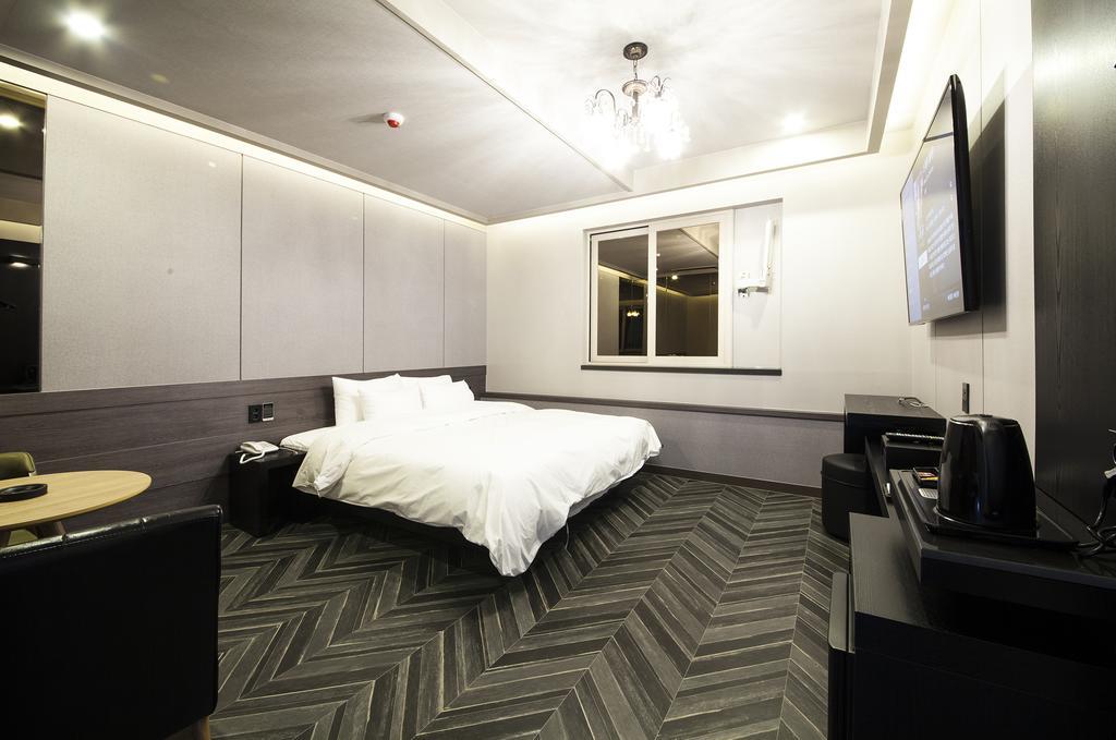 Jinju Kai Hotel Екстер'єр фото